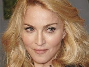 Мадонна дістала сусідів своїми вечірками Мадонна дістала сусідів своїми вечірками