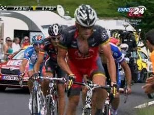 Ленс Армстронг фінішував у групі переможця Ленс Армстронг фінішував у групі переможця