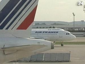 У Франції триває страйк авіадиспетчерів У Франції триває страйк авіадиспетчерів