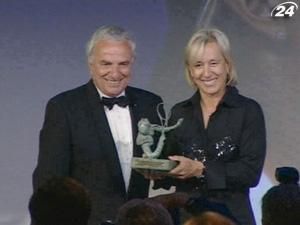 Мартіна Навратілова отримала нагороду імені Юджина Скотта Мартіна Навратілова отримала нагороду імені Юджина Скотта