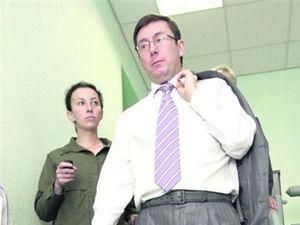 Юрій Луценко: Ані команда Ющенка, ані Януковича Черновецького карати не збираються Юрій Луценко: Ані команда Ющенка, ані Януковича Черновецького карати не збираються