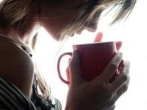 Вчені: жіночий організм потребує кави Вчені: жіночий організм потребує кави