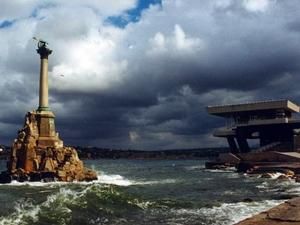 Юрія Лужкова охоронятимуть 300 українських міліціонерів Юрія Лужкова охоронятимуть 300 українських міліціонерів