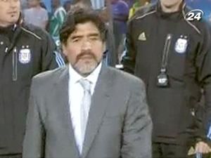 Марадоні запропонують новий контракт Марадоні запропонують новий контракт