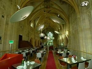 Люди приходять в храми не для молитви, а для вшанування шеф-кухарів Люди приходять в храми не для молитви, а для вшанування шеф-кухарів