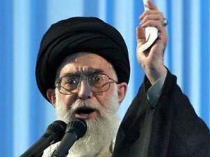 Аятолла Хаменеї скликає мусульман на війну з американцями Аятолла Хаменеї скликає мусульман на війну з американцями