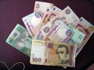 "Податкові канікули" від уряду: доплата у майже тисячу гривень "Податкові канікули" від уряду: доплата у майже тисячу гривень