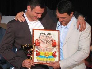 Володимир Кличко: ми з братом актори, тільки у спорті Володимир Кличко: ми з братом актори, тільки у спорті