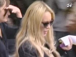 У в'язниці Ліндсей Лохан збирається написати кілька пісень У в'язниці Ліндсей Лохан збирається написати кілька пісень