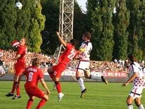 "Волинь" і "Кривбас" не забивали "Волинь" і "Кривбас" не забивали