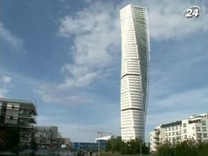 "Торс, що обертається" - один із найбільш вражаючих хмарочосів у Скандинавії "Торс, що обертається" - один із найбільш вражаючих хмарочосів у Скандинавії