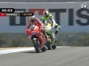 Кейсі Стоунер виграв першу сесію вільних заїздів Кейсі Стоунер виграв першу сесію вільних заїздів