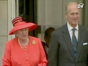 Британська королівська родина дедалі більше присутня в Інтернеті Британська королівська родина дедалі більше присутня в Інтернеті