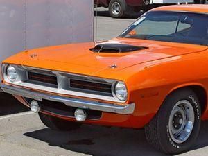 На Запоріжжі автобус роздушив двох росіян у вінтажному авто На Запоріжжі автобус роздушив двох росіян у вінтажному авто