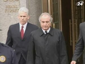 Інвесторів, які заробили на піраміді Медоффа, попросять повернути гроші Інвесторів, які заробили на піраміді Медоффа, попросять повернути гроші