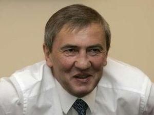 Черновецький купив кілька партій для виборів Черновецький купив кілька партій для виборів