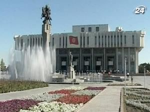 Киргизстан очікує більше мільярда доларів донорської допомоги Киргизстан очікує більше мільярда доларів донорської допомоги