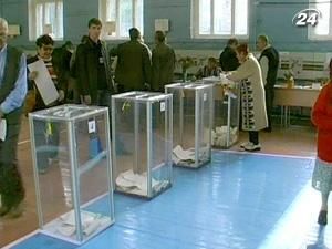 Президент Віктор Янукович підписав закон про місцеві вибори Президент Віктор Янукович підписав закон про місцеві вибори