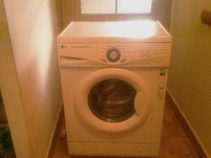 Чотирирічний хлопчик випадково закрив себе у пральній машинці і загинув Чотирирічний хлопчик випадково закрив себе у пральній машинці і загинув