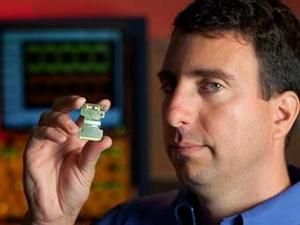 Прорив Intel у області фотоніки Прорив Intel у області фотоніки