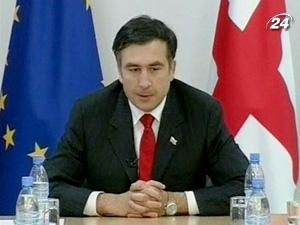 Саакашвілі: ціль Міноборони - тотальна оборона всієї території Саакашвілі: ціль Міноборони - тотальна оборона всієї території