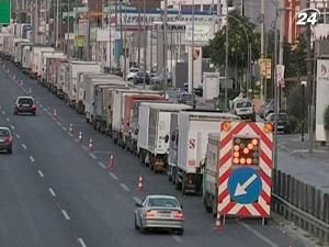 Влада Греції вимагає від перевізників відновити роботу Влада Греції вимагає від перевізників відновити роботу