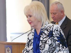 Київська чиновниця заховалася від слідства у психлікарні Київська чиновниця заховалася від слідства у психлікарні