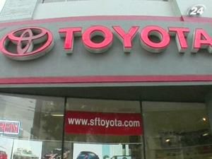 Toyota відкликає понад 370 тис. автомобілів марки Avalon Toyota відкликає понад 370 тис. автомобілів марки Avalon