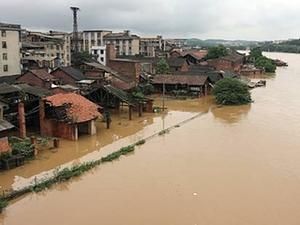 Внаслідок сильних дощів у Пакистані загинули 90 людей