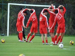Тренера збірної КНДР за "поразку капіталістичному Заходу" відіслали на будови Тренера збірної КНДР за "поразку капіталістичному Заходу" відіслали на будови