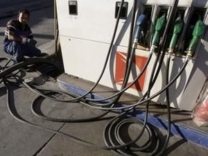 Греція: забезпечити стратегічні об’єкти бензином допоможе армія країни Греція: забезпечити стратегічні об’єкти бензином допоможе армія країни