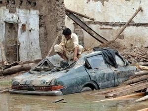 У Пакистані через повінь спалахнула епідемія холери У Пакистані через повінь спалахнула епідемія холери