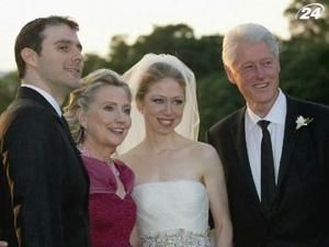 Дочка Хілларі Клінтон вийшла заміж за банкіра