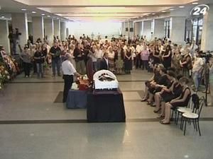 Україна попрощалася з Миколою Мозговим Україна попрощалася з Миколою Мозговим