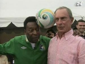 Пеле став почесним президентом "New York Cosmos" Пеле став почесним президентом "New York Cosmos"