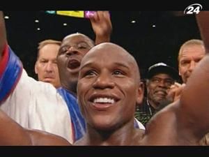 У Флойда Мейвезера проблеми з промоутерами У Флойда Мейвезера проблеми з промоутерами