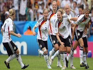 Німецькі футболістки не гірші за чоловіків
