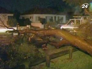 Потужний шторм налетів на східне узбережжя Австралії Потужний шторм налетів на східне узбережжя Австралії