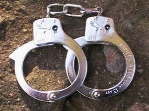 На Полтавщині впіймали грабіжників ювелірного магазину На Полтавщині впіймали грабіжників ювелірного магазину