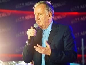 Мер Іллічівська на Одещині вступив у партію регіонів Мер Іллічівська на Одещині вступив у партію регіонів