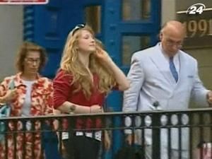 За крадіжку заарештували доньку екс-мера Нью-Йорка За крадіжку заарештували доньку екс-мера Нью-Йорка