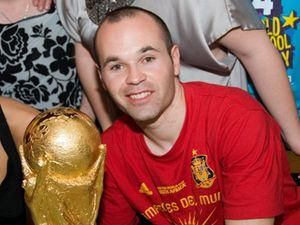 За пісню, присв'ячену Іньєсті, вимагають 50 мільйонів євро За пісню, присв'ячену Іньєсті, вимагають 50 мільйонів євро