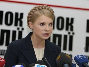 Тимошенко закликає народ подавати в суд на "РосУкрЕнерго"