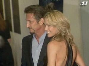 Шонн Пенн та Робін Райт офіційно розлучилися Шонн Пенн та Робін Райт офіційно розлучилися