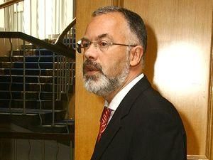 Табачник: нових підручників до вересня не буде Табачник: нових підручників до вересня не буде