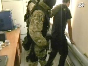 На Донеччині податківці ліквідували підпільний спиртзавод На Донеччині податківці ліквідували підпільний спиртзавод