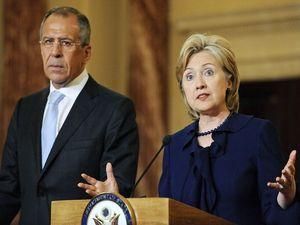 Лавров і Клінтон намагаються прискорити прямі палестино-ізраїльські переговори Лавров і Клінтон намагаються прискорити прямі палестино-ізраїльські переговори