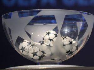 Ліга Чемпіонів: "Динамо" зіграє з "Аяксом", "Зеніт" - з "Осером" Ліга Чемпіонів: "Динамо" зіграє з "Аяксом", "Зеніт" - з "Осером"