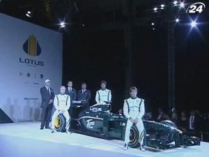 Lotus збереже пілотів, але ймовірно змінить двигуни Lotus збереже пілотів, але ймовірно змінить двигуни