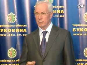 Прем’єр пообіцяв підтопленцям нове житло до осені Прем’єр пообіцяв підтопленцям нове житло до осені